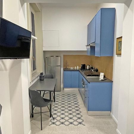 Isola - Smart Aparthotel Messina Esterno foto