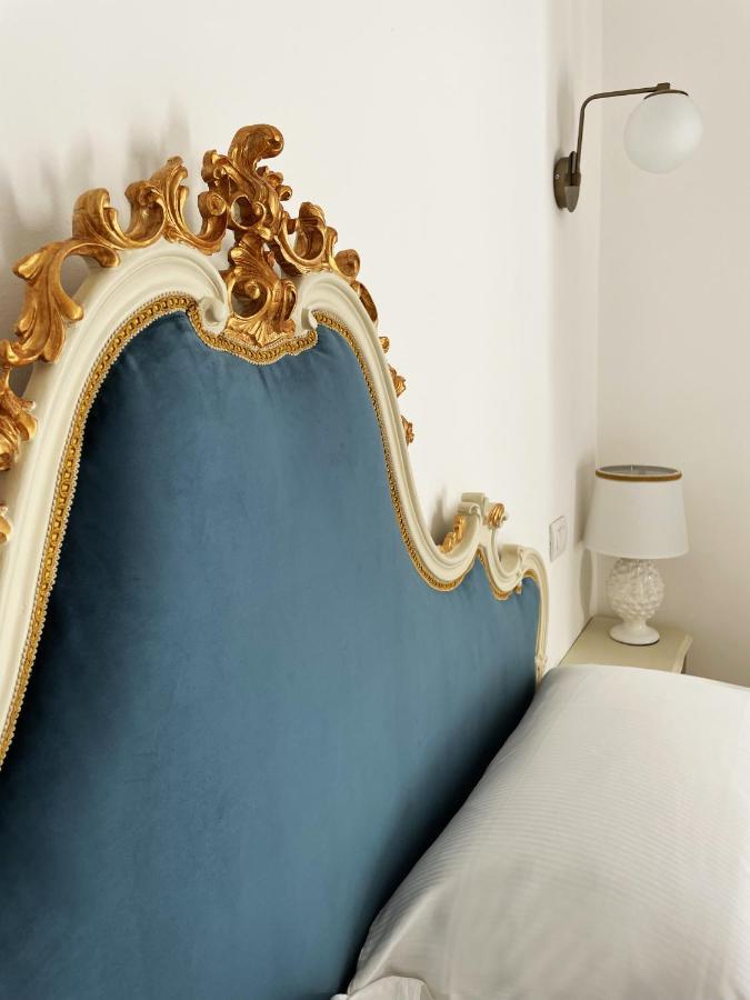 Isola - Smart Aparthotel Messina Esterno foto