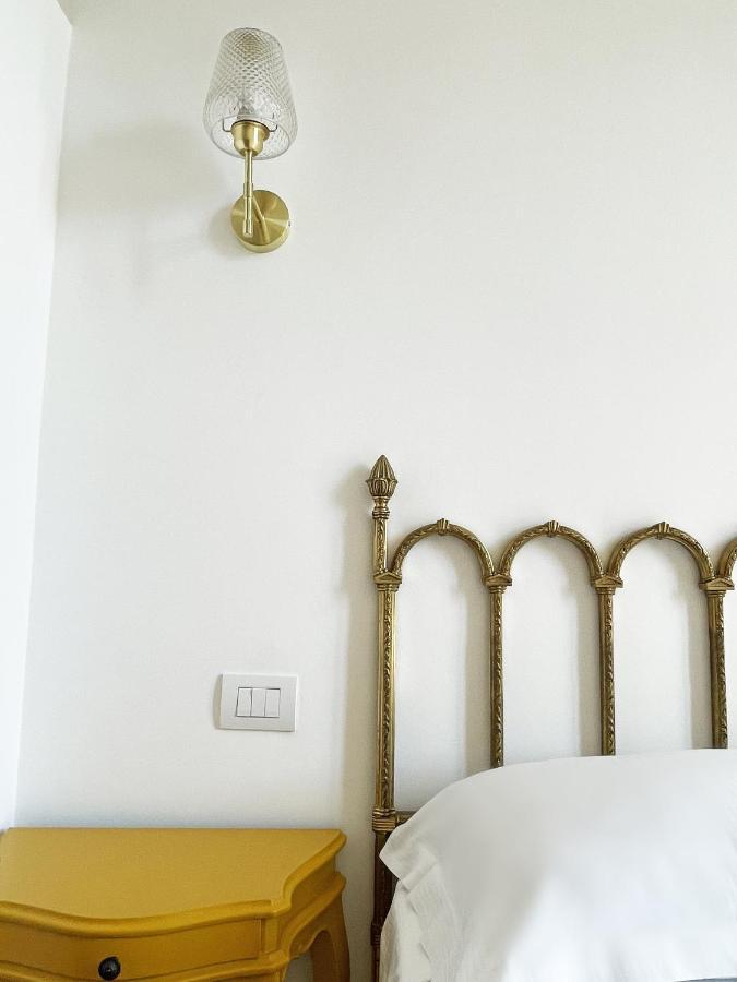 Isola - Smart Aparthotel Messina Esterno foto
