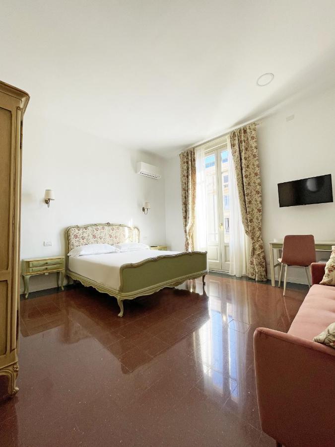 Isola - Smart Aparthotel Messina Esterno foto