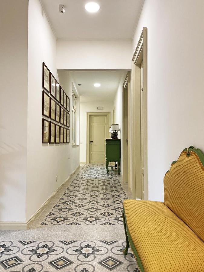 Isola - Smart Aparthotel Messina Esterno foto