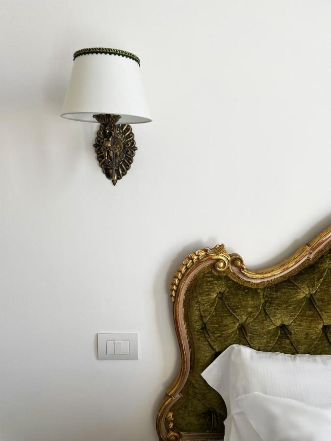 Isola - Smart Aparthotel Messina Esterno foto