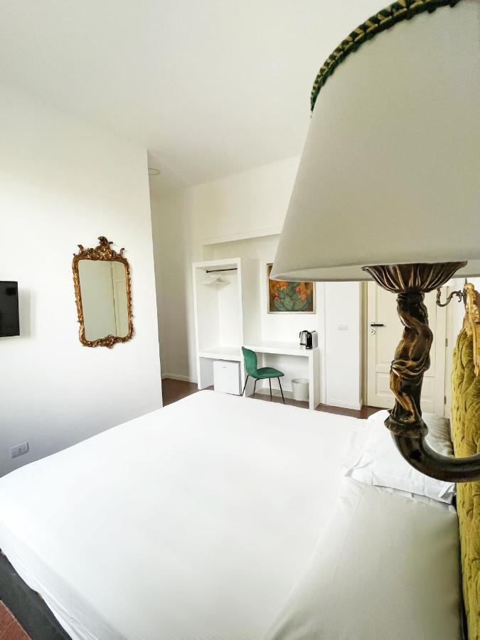 Isola - Smart Aparthotel Messina Esterno foto