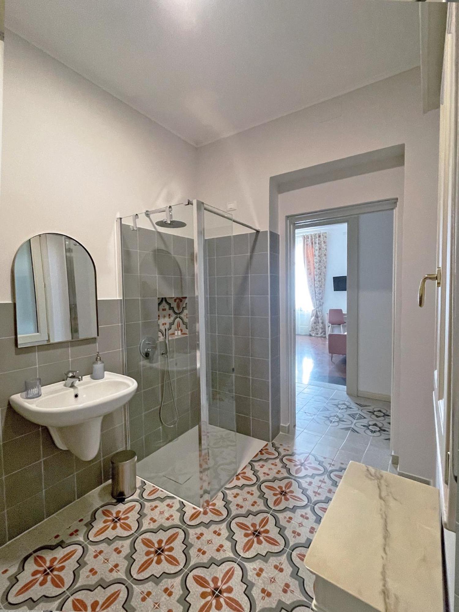 Isola - Smart Aparthotel Messina Esterno foto