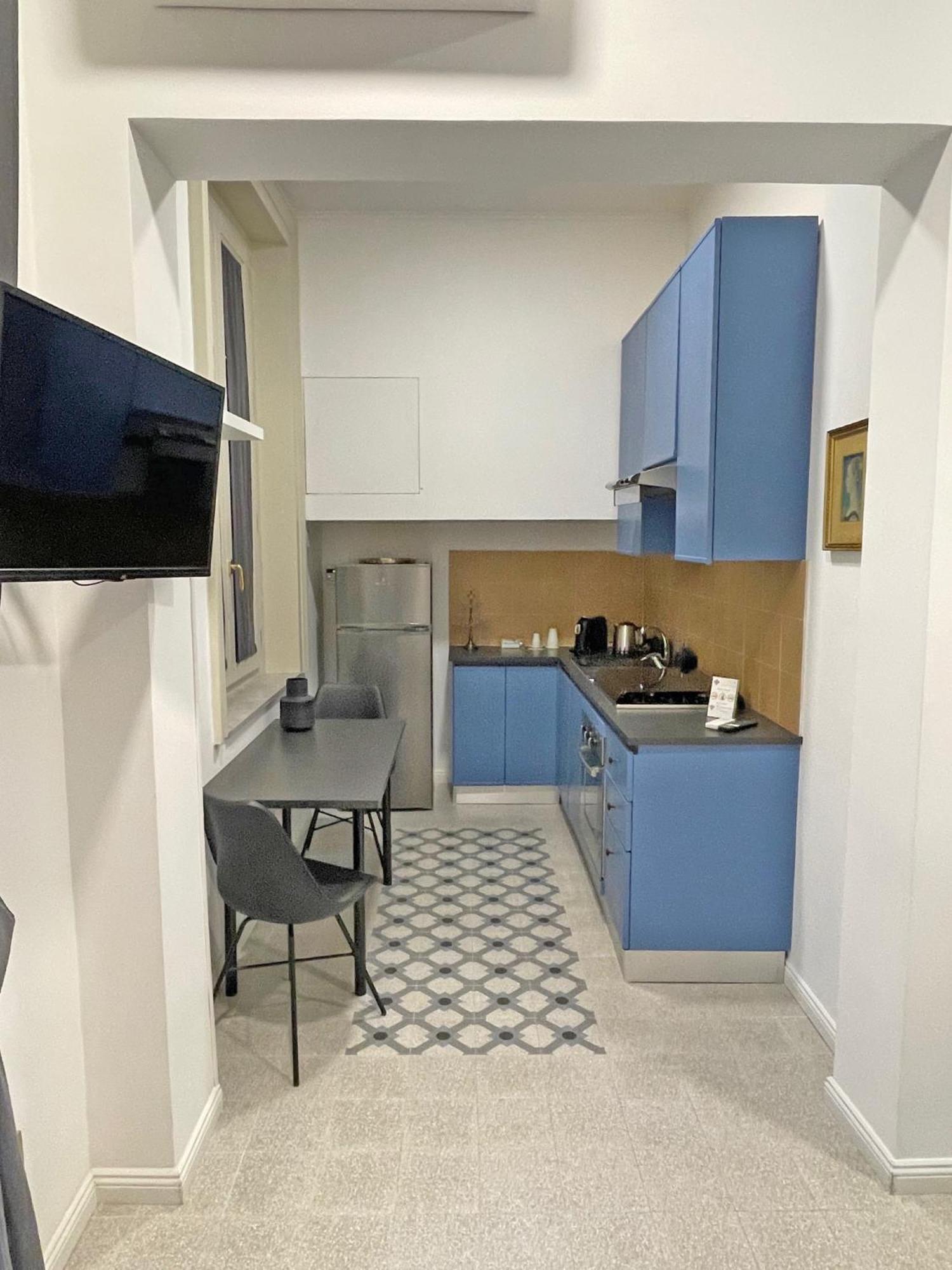 Isola - Smart Aparthotel Messina Esterno foto